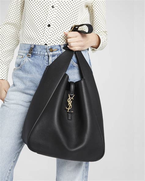 SAINT LAURENT Le 5 à 7 large leather shoulder bag 